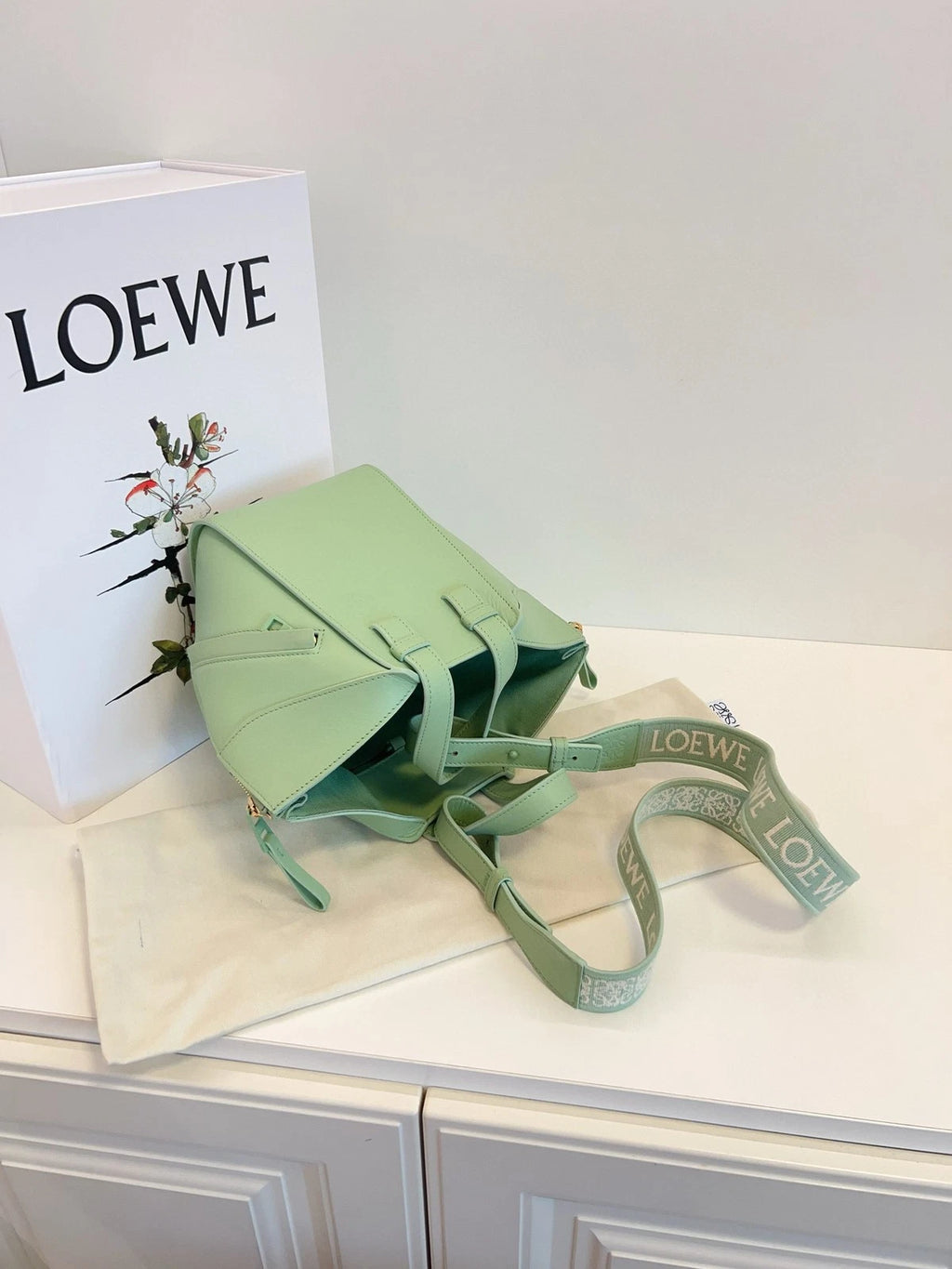 Loewe Hammock Green Shoulder Bag For Women