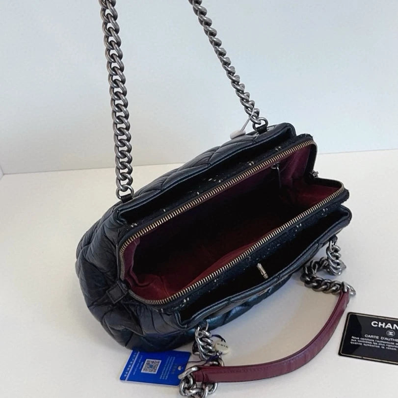 Chanel Calfskin Diamond Chain Shoulder Bag Black Silver Used Women Classic