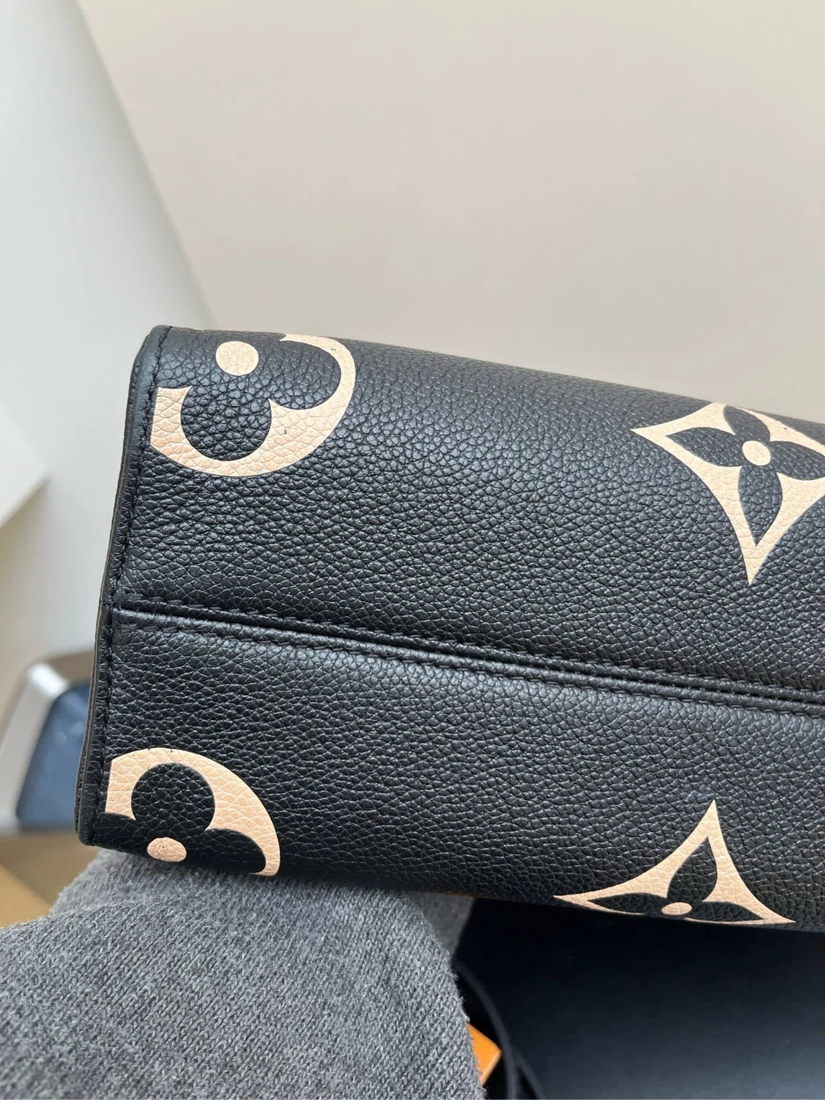 Louis Vuitton Onthego Black White Small Tote Bag For Women