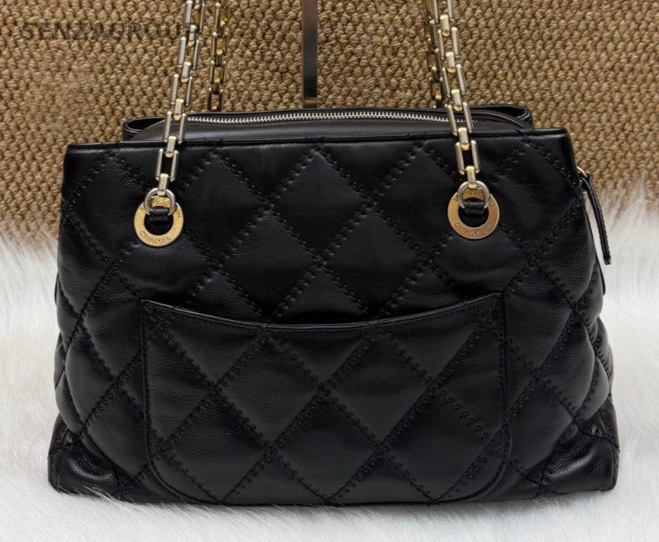 Chanel Diamond Chain Shoulder Bag Black Gold Used Women Vintage Classic
