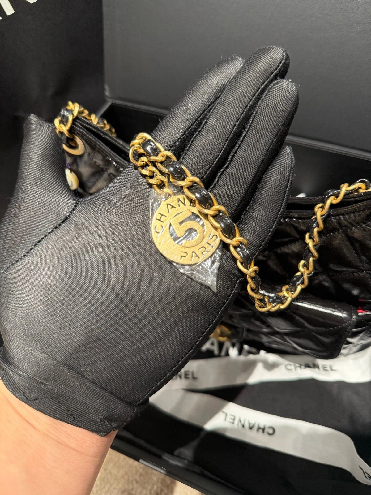 New CHANEL Black Lambskin Hobo Shoulder Bag For Women