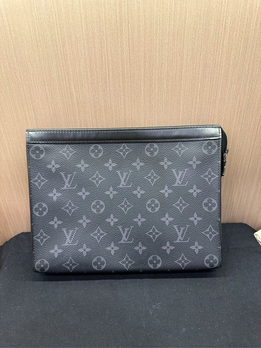 Louis Vuitton Black Epi Clutch Voyage For Women