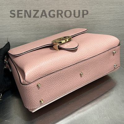 Gucci Messenger Bag Pink Gold Buckle Leather Women's Shoulder Crossbody