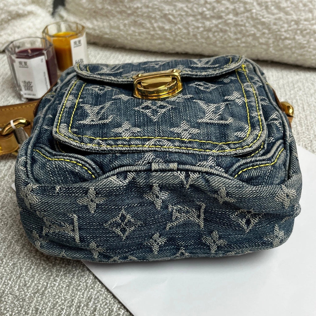 Louis Vuitton Organizer de Poche Denim Camera Bag Monogram Crossbody