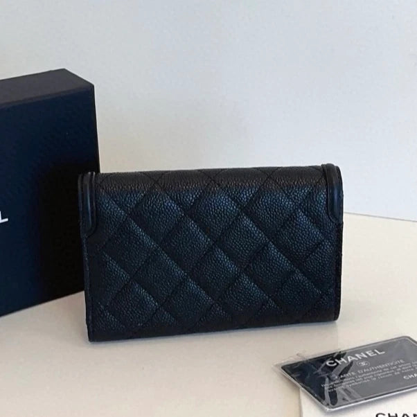 Chanel Vanity Black Silver Crossbody Chain Bag Excellent