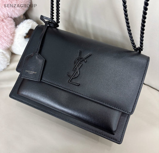 YSL Saint Laurent Sunset MM So Black Chain Shoulder bag Almost BRAND NEW Women