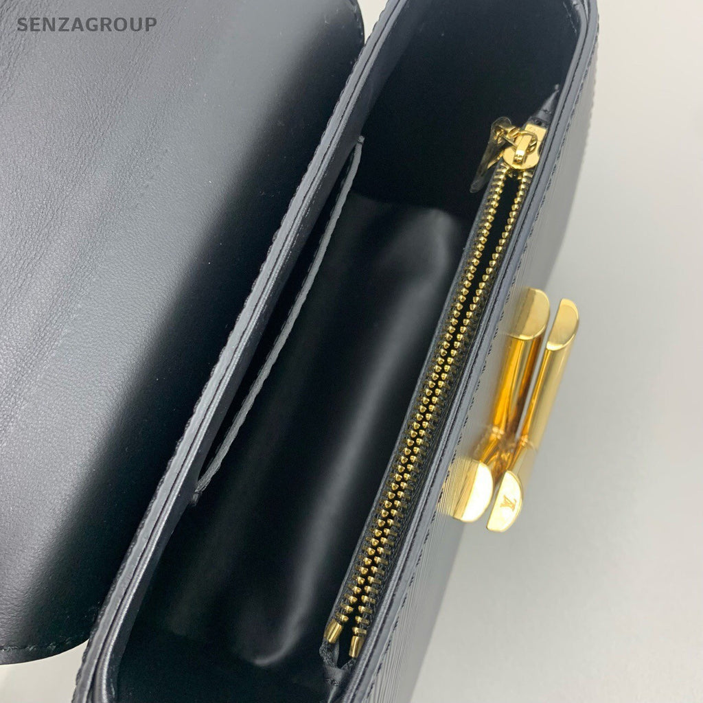 Louis Vuitton Twist Epi Leather Chain Strap Shoulder bag Crossbody Black gold