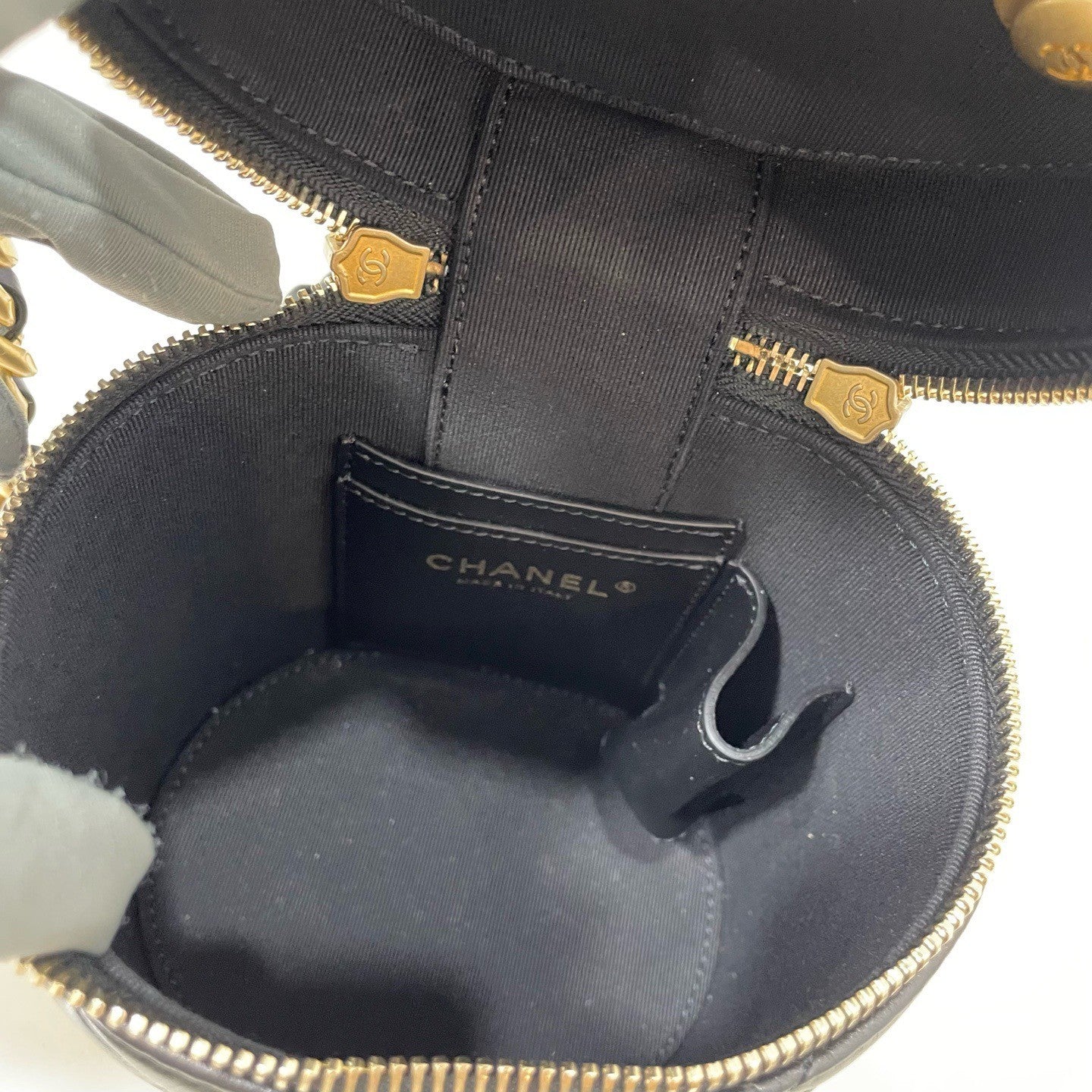 Chanel Diamond Chain Lambskin Cylinder Bag Crossbody Black Gold Women Classic