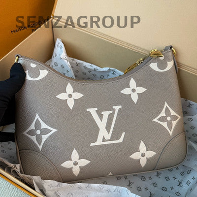 Louis Vuitton Monogram Grey Gold Chain Shoulder Bag Women's Fashion Classic