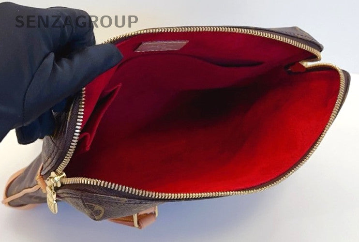 Louis Vuitton Monogram Coussin Shoulder bag Double Handle Vintage