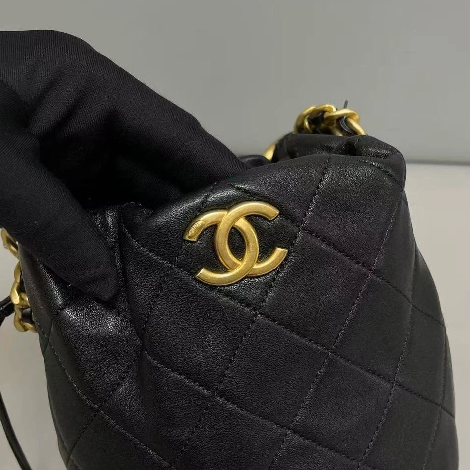 Chanel Diamond Chain Bucket Top Handle Crossbody Black Gold Women Classic