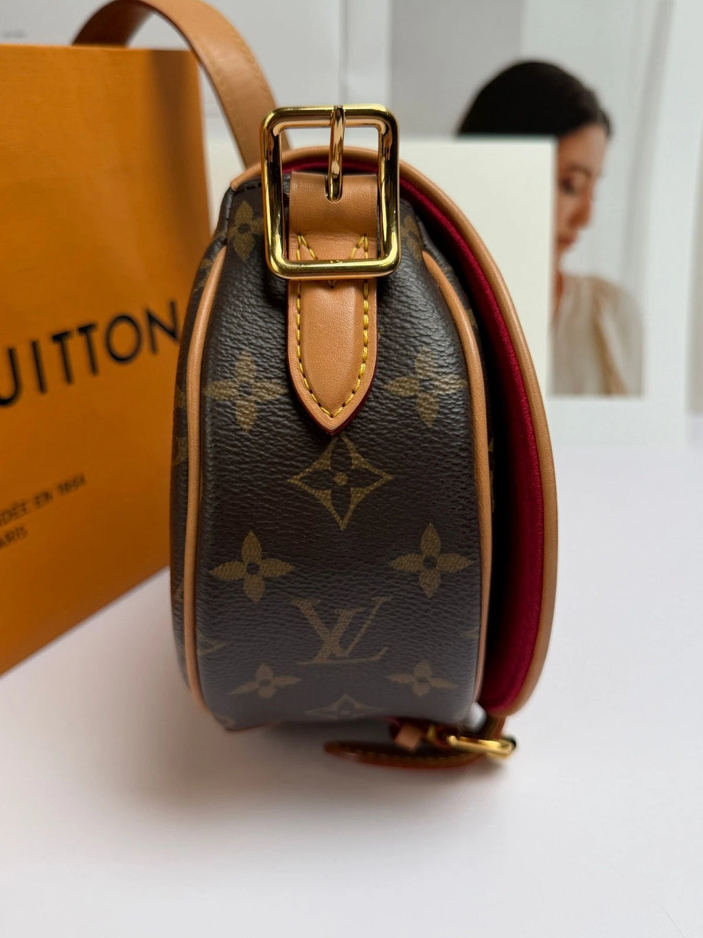 Louis Vuitton Tambourin Monogram Canvas Shoulder Bag Crossbody Women Classic