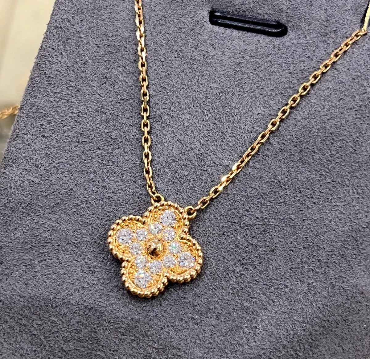 Van Cleef &amp; Arpels Vintage Alhambra 18K Yellow Gold Pendant Necklace 12 Diamonds