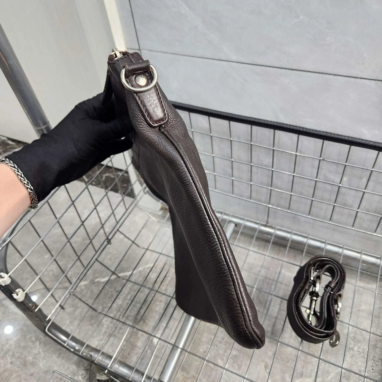 GUCCI Brown Leather Shoulder Crossbody Bag For Women