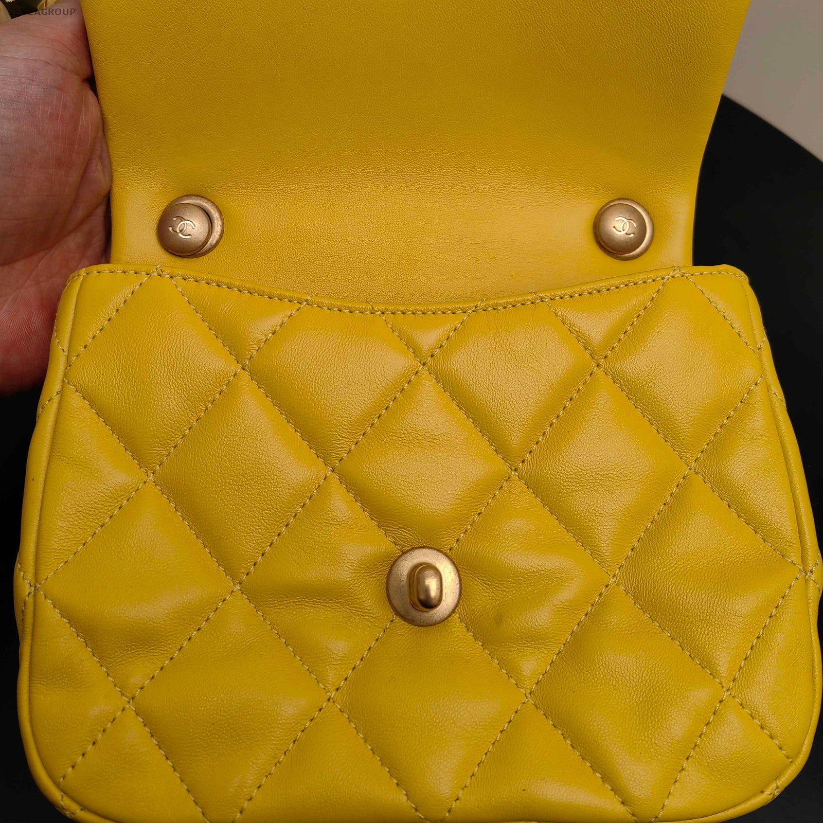 Chanel Classic Flap Quilted Chain Shoulder Bag Yellow Gold Hardware