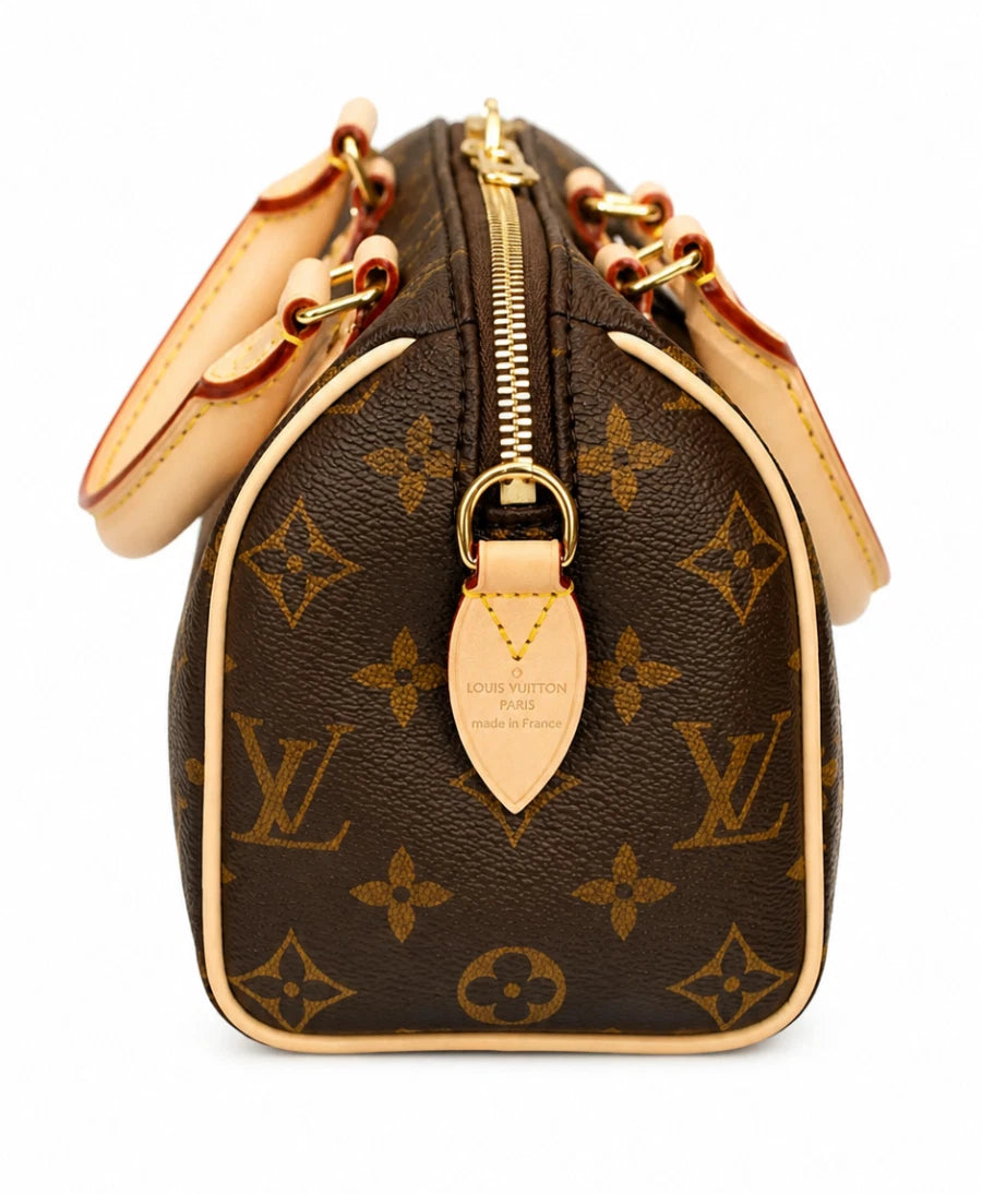 Louis Vuitton Speedy20 Bandouliere Monogram Canvas Handbag Almost Brand NEW
