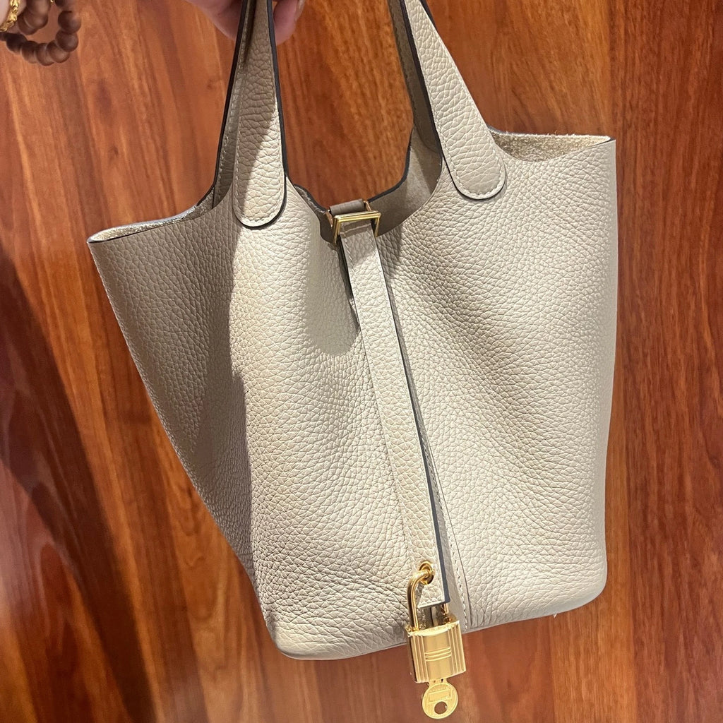 Hermes Leather 18 Gray Gold Hardware Bucket Handbag For Women