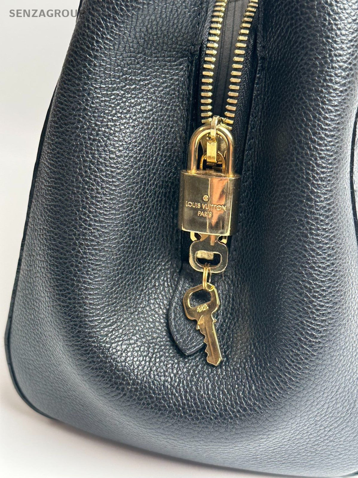 SJ0001  Louis Vuitton leather Tote Bags Montaigne MM Bag (Z)