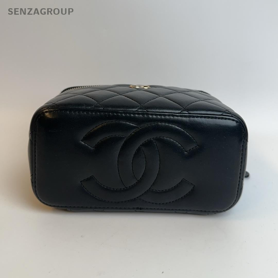SJ0001 chanel vanity case lambskin