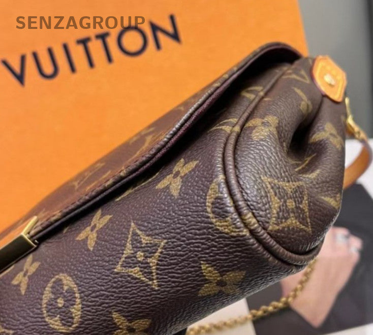 Louis Vuitton Favorite MM Monogram Chain Shoulder Bag Crossbody Women Classic