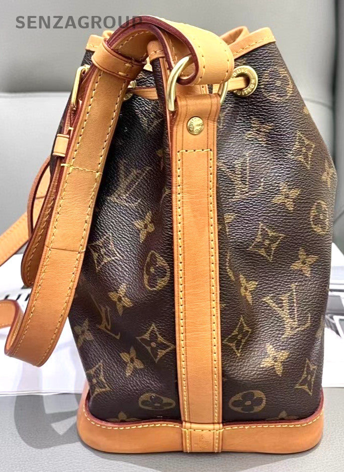Louis Vuitton Monogram Drawstring Bucket Neonoe bb Shoulder bag Crossbody