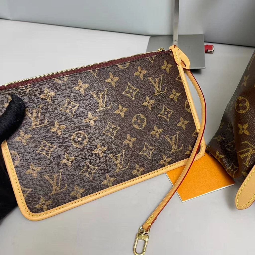 Louis Vuitton Carryall Monogram Brown Shoulder Bag Excellent