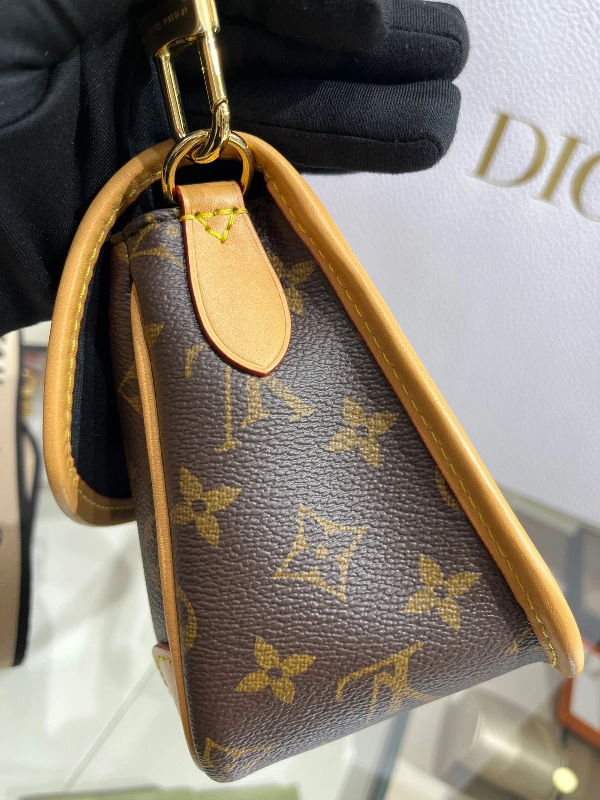 Louis Vuitton Monogram Canvas Shoulder Bag For Women