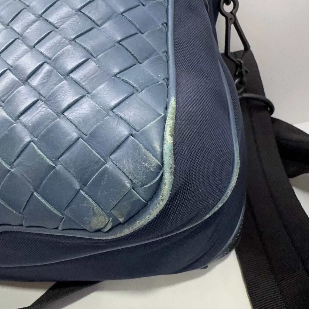 Bottega Veneta Navy Woven Leather Nylon Shoulder Crossbody Women