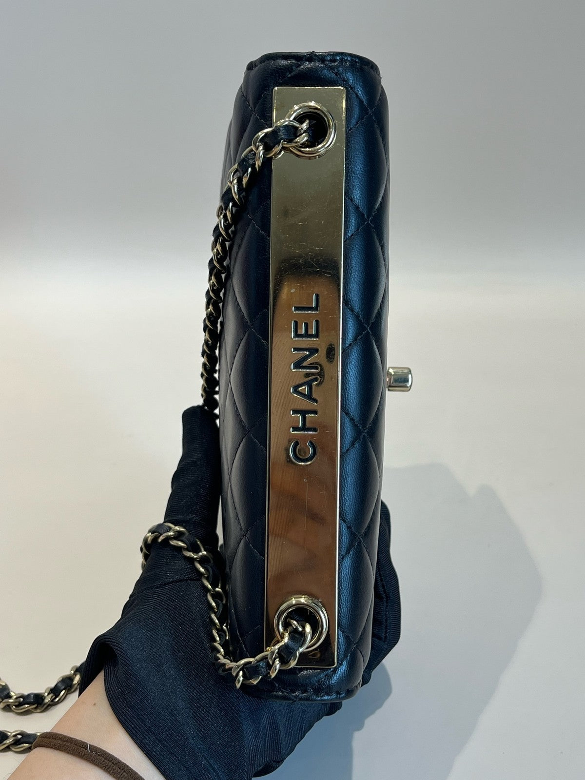 Chanel Trendy CC WOC Quilted Chain Shoulder Crossbody Bag Black Gold