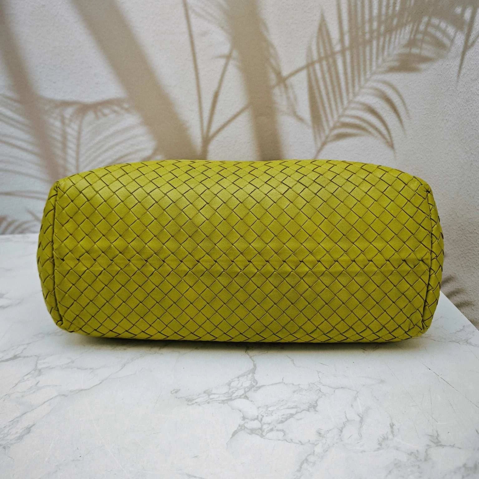 Bottega Veneta Yellow Green Woven Leather Shoulder Handbag For Women