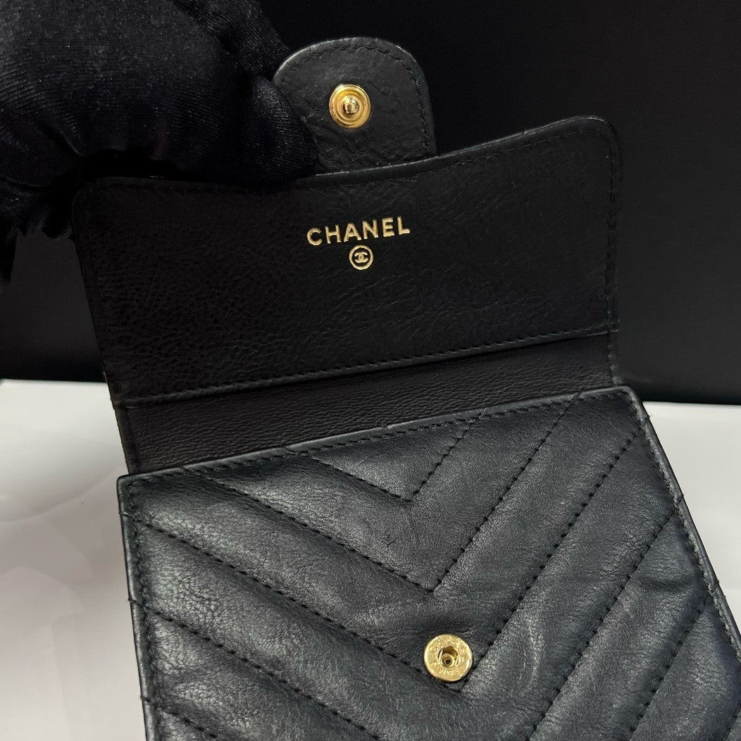 Chanel Black Gold V-Stitch Clutch Wallet Classic Women's