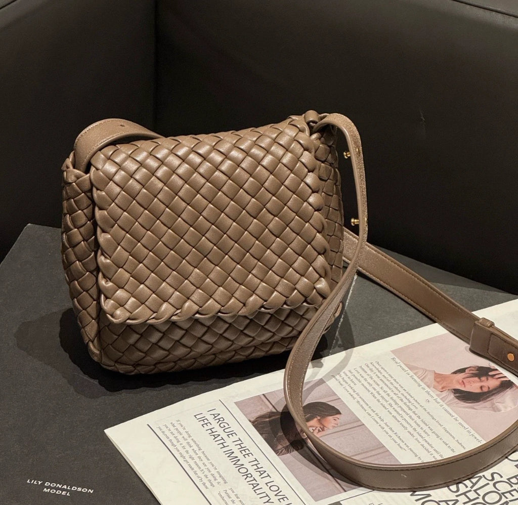 Bottega Veneta Cobble Intrecciato Shoulder Bag Crossbody Brown Unisex Adults