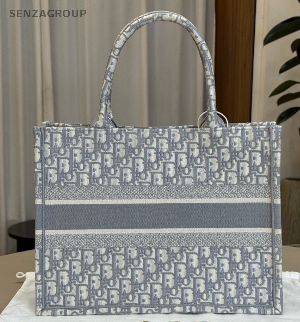 Christian Dior Book Tote Oblique MM Top Handle Bag Gray White Women Classic