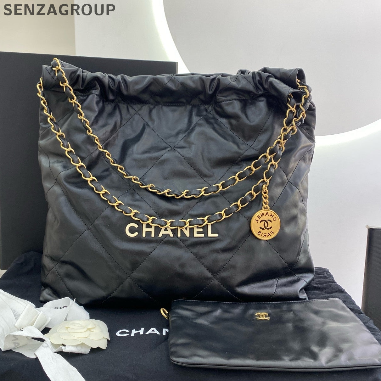Chanel Black Gold Medium 22 Bag Chain Shoulder Bag Quilted Classic