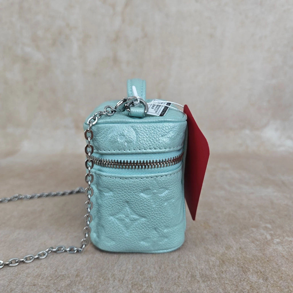 Louis Vuitton Vanity Leather Green Handbag Chain Bag Excellent