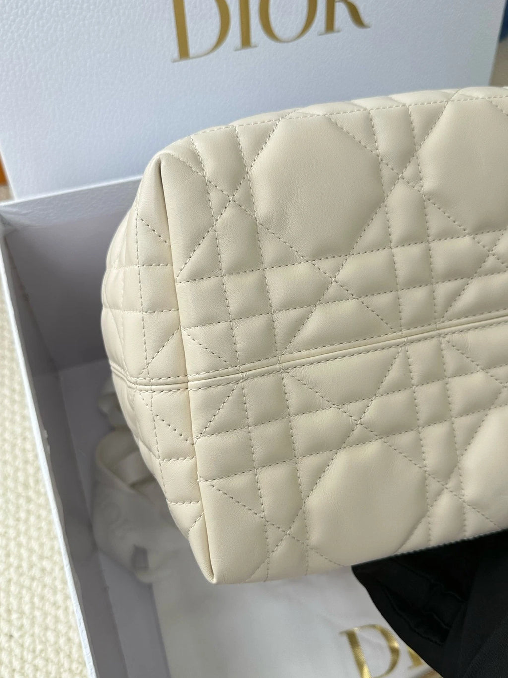 Dior Toujours Medium Canvas White Tote Bag For Women