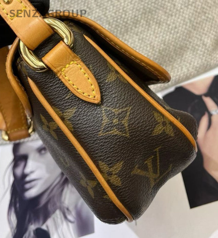 Louis Vuitton Monogram Vintage Shoulder Bag Brown Gold Used Women Classic