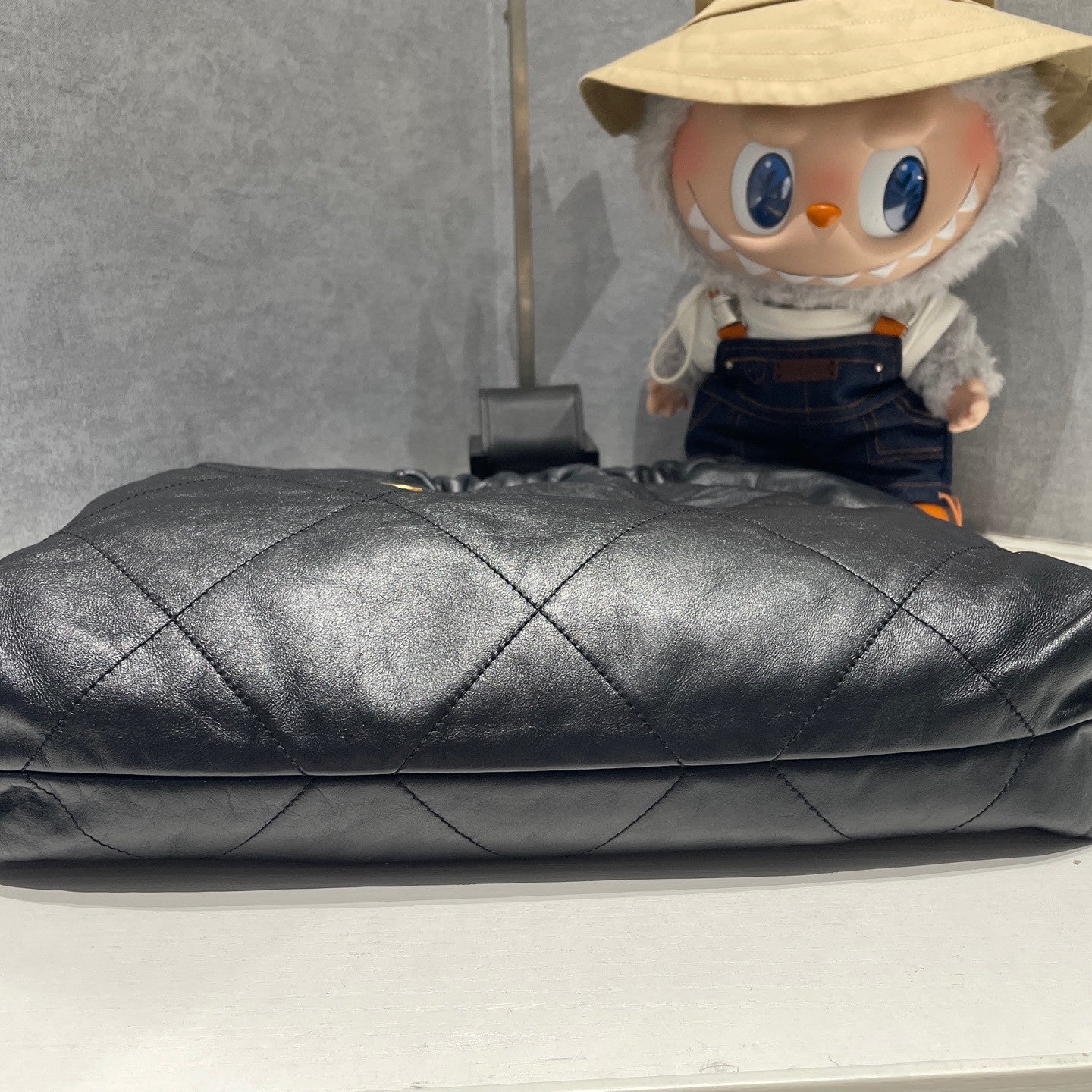 Chanel 22 Bag Medium Black Gold Quilted Chain Shoulder Bag for Women