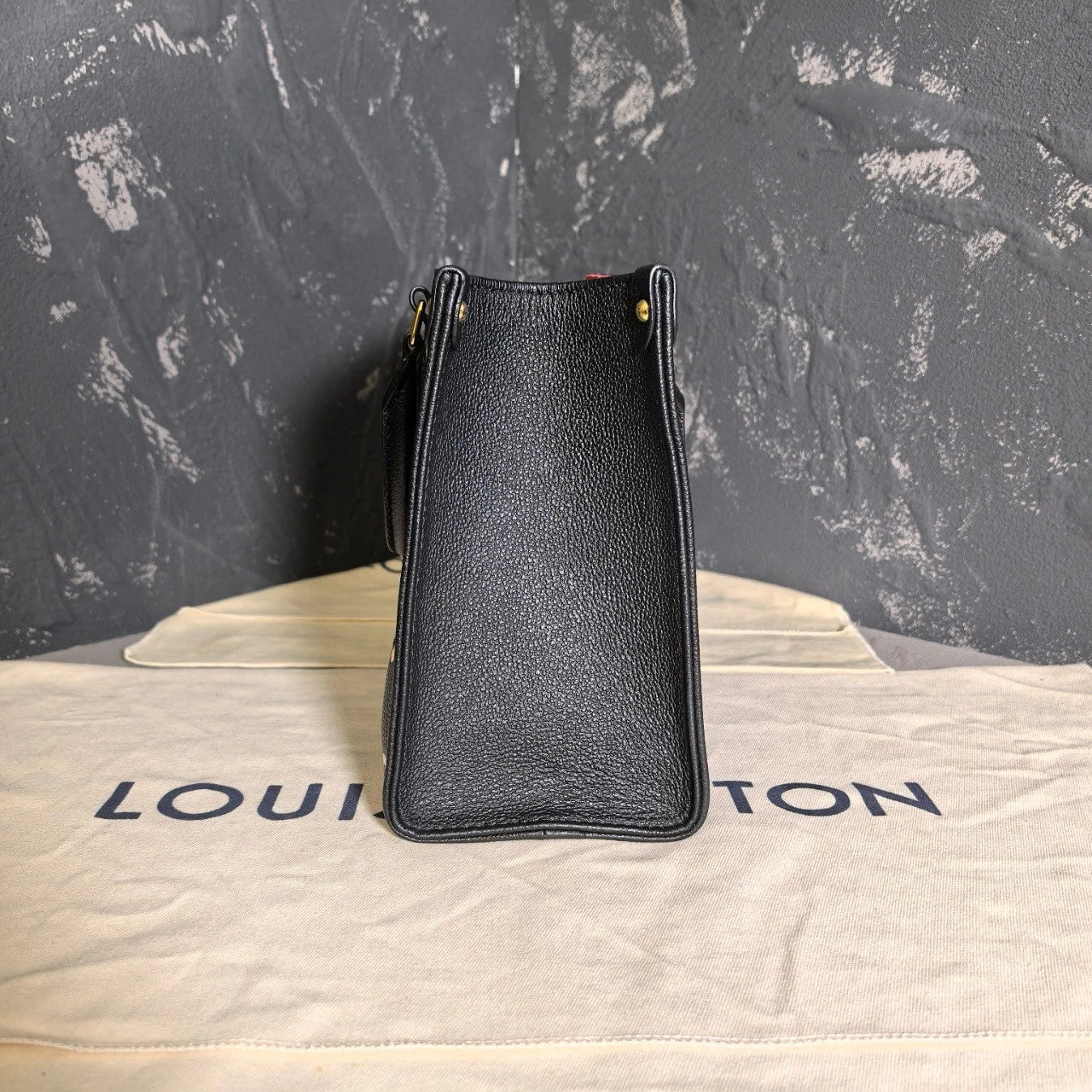 Louis Vuitton Onthego Small Black Leather Tote Bag For Women