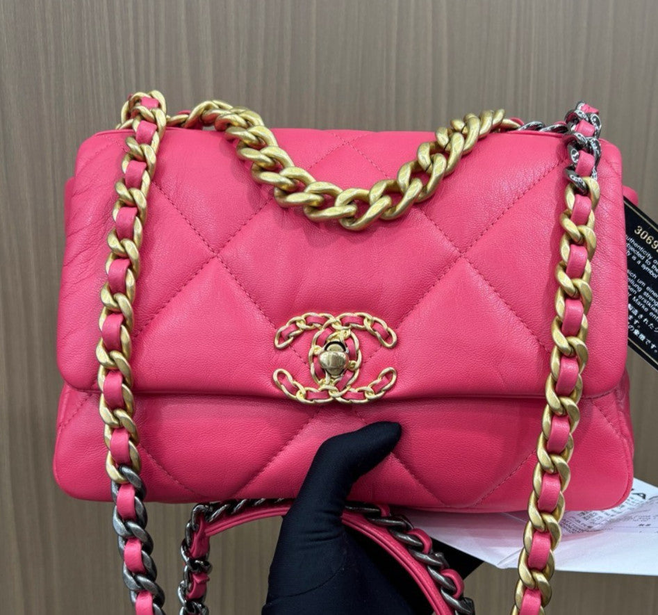 Chanel 19Bag PM Chain Shoulder Bag Crossbody Pink Gold Diamond Women Classic