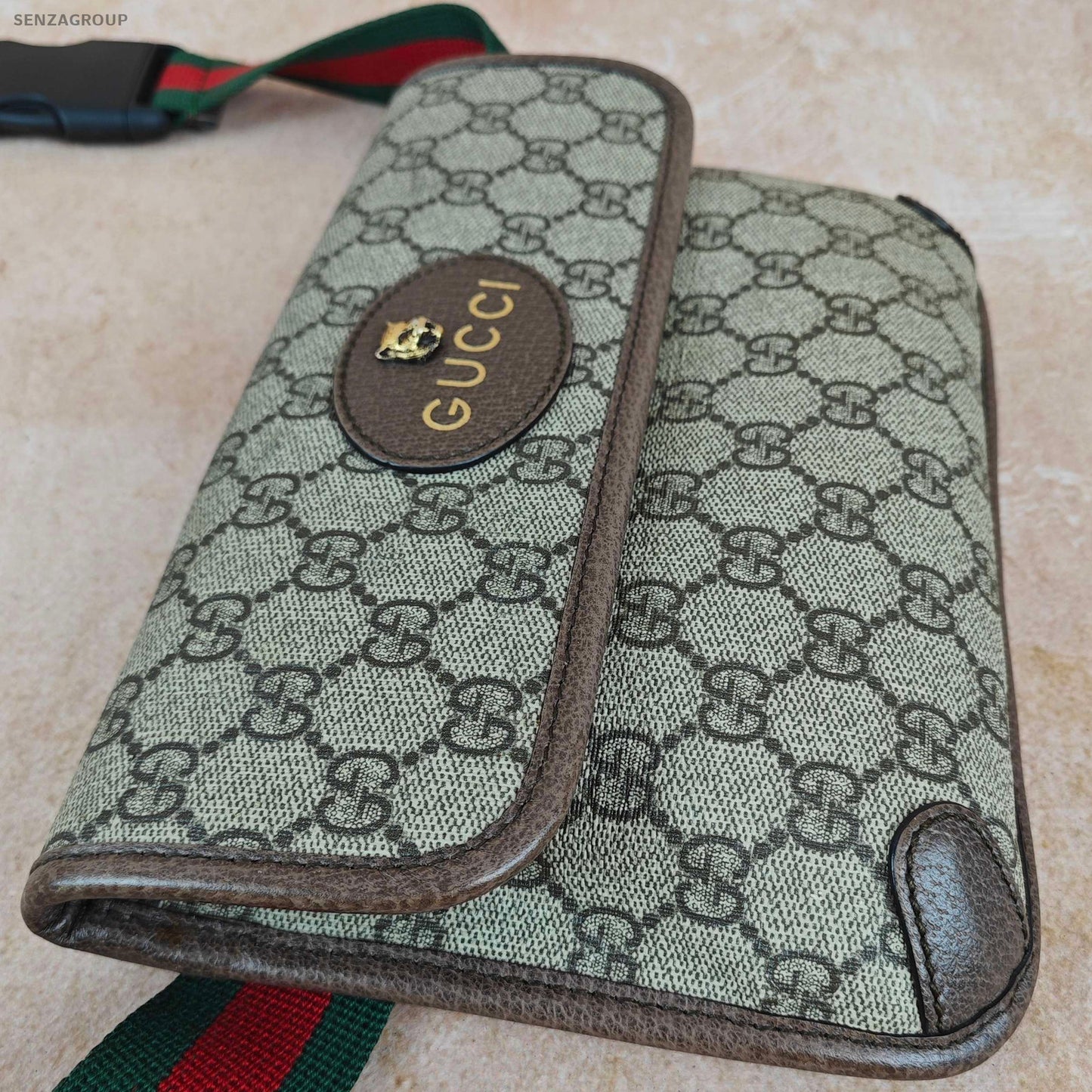 Gucci GG Supreme Brown Shoulder Crossbody Bag Gold Buckle Women Classic