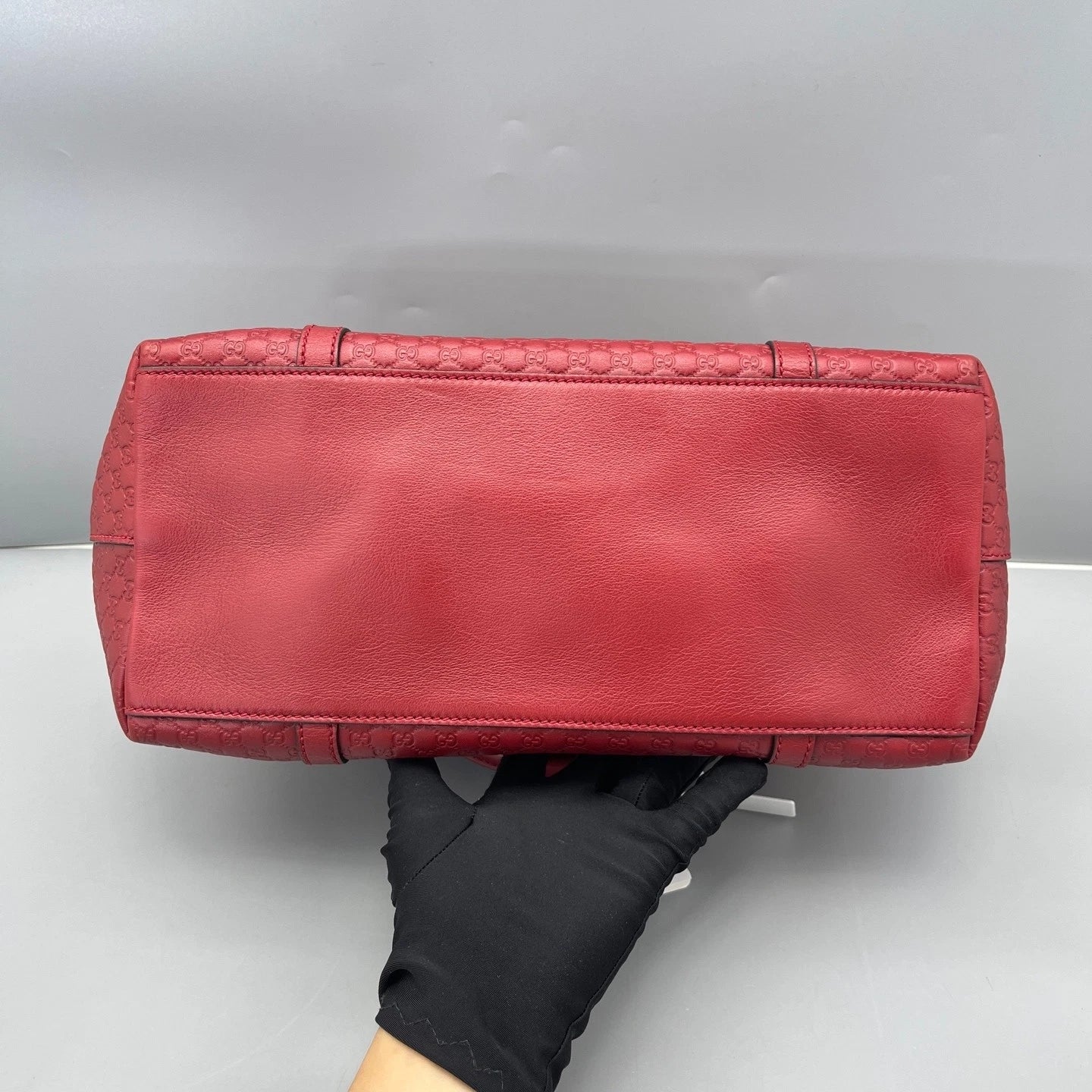Gucci Red Leather Dumpling Top Handle Bag For Women