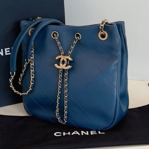 Chanel Calfskin Diamond Chain Shoulder Bag Blue Gold Used Women Classic Fashion