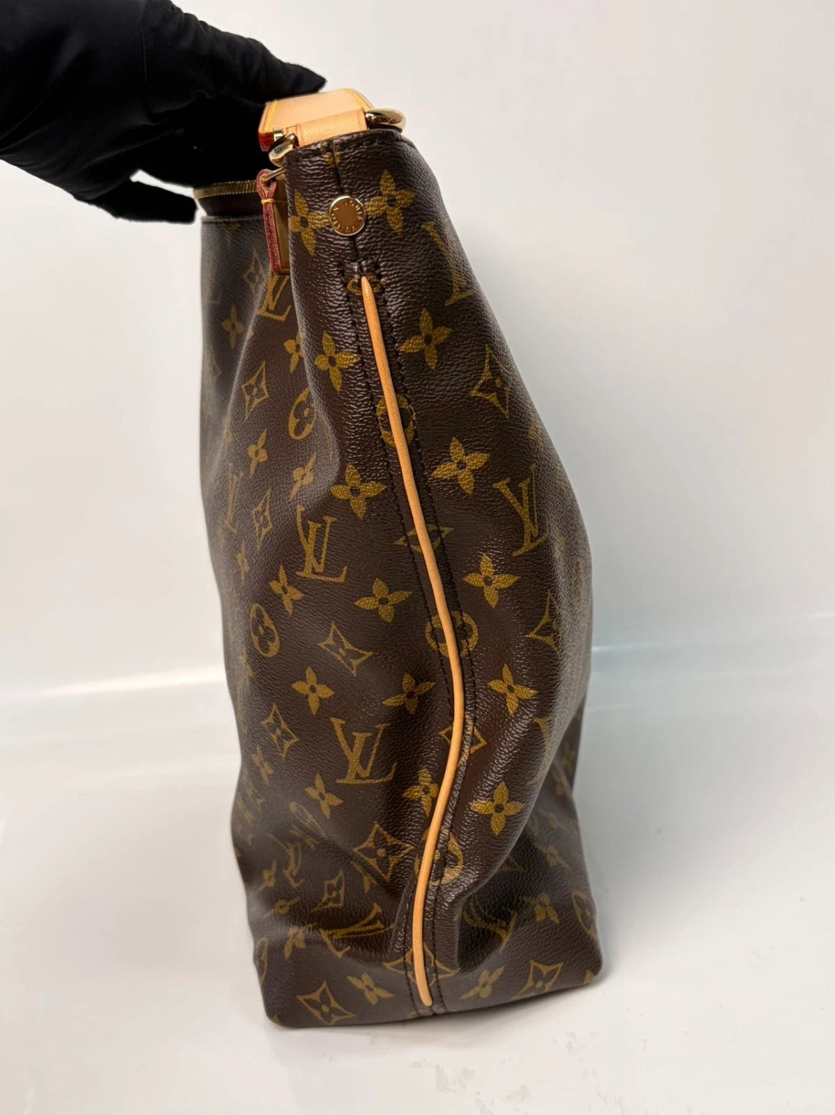 SJ0001 Louis Vuitton sully GM Hobo Handbag in Monogram