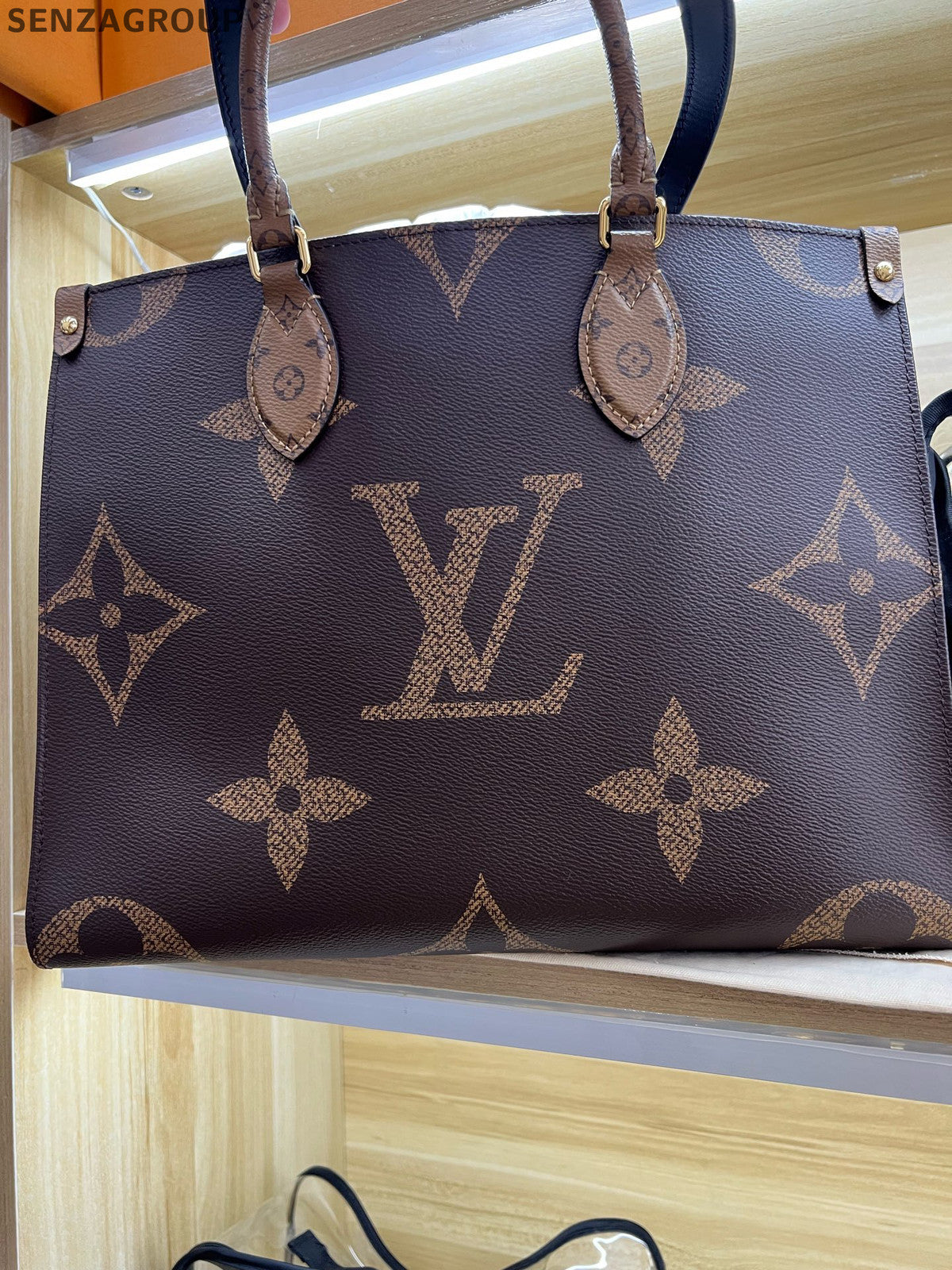 Louis Vuitton Onthego MM Monogram Tote Shoulder Bag Women Classic