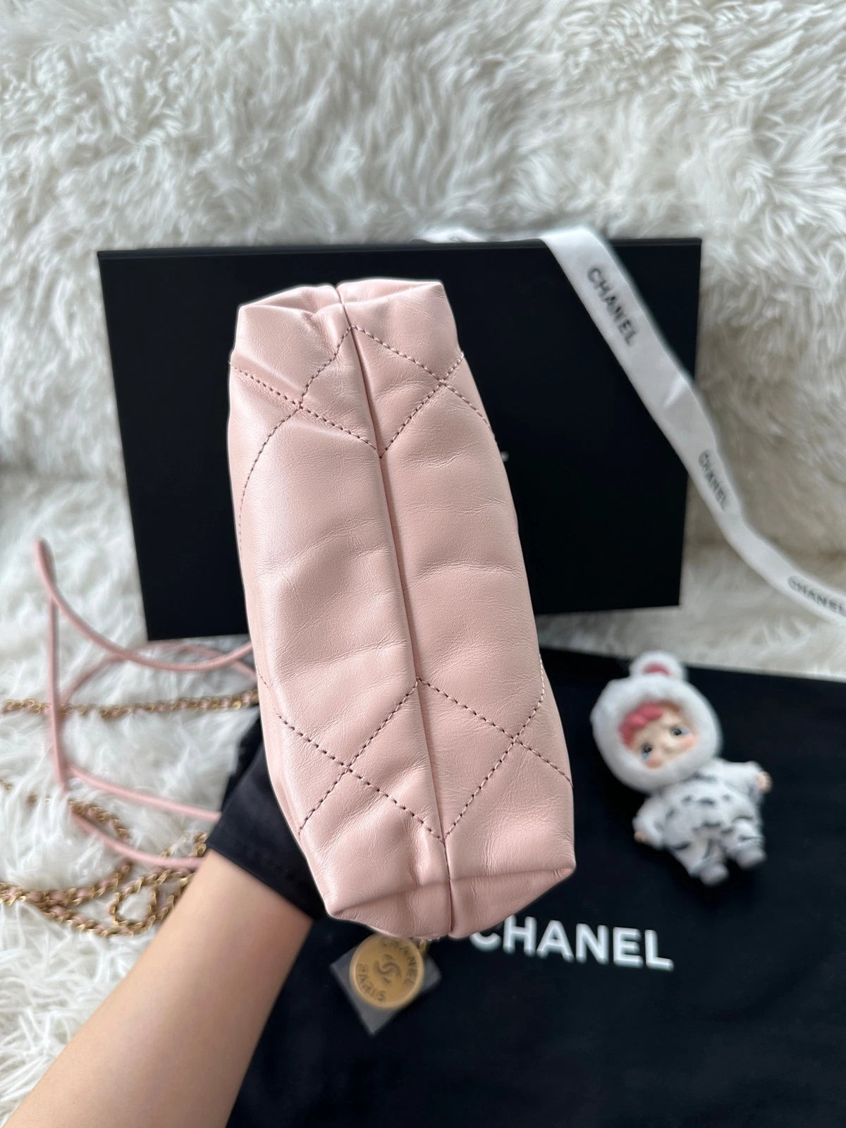 CHANEL 22bag Mini Light Pink Leather Shoulder Crossbody Women