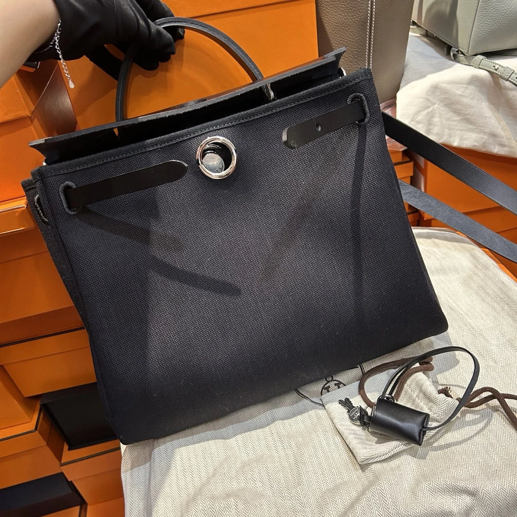 Excellent Condition Hermes Herbag31 Canvas Black Handbag Crossbody Silver HW