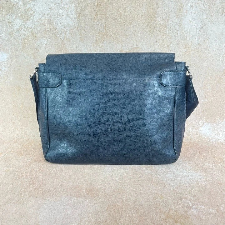 Louis Vuitton Blue Grainy Leather Crossbody Messenger Bag For Women
