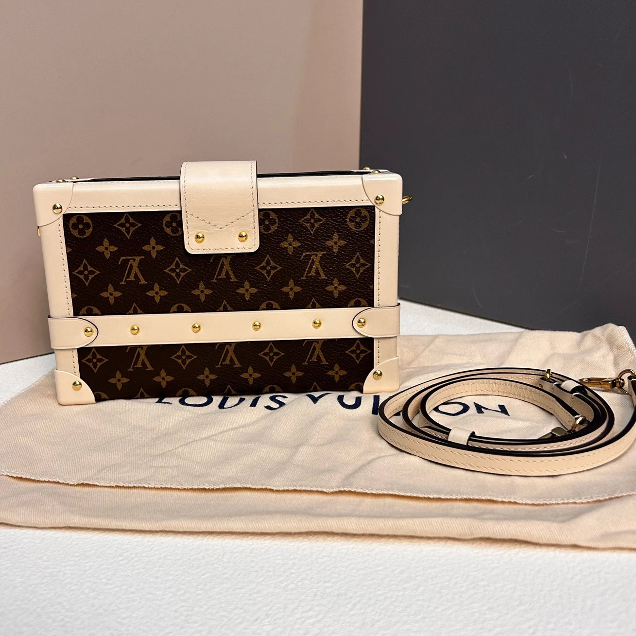 Excellent Louis Vuitton Petite Malle Monogram Trunk Shoulder Bag Crossbody