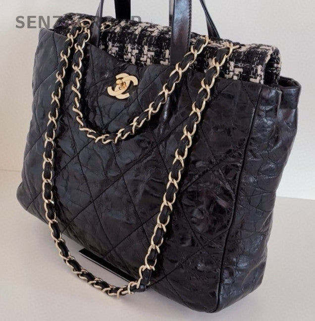 Chanel Diamond Calfskin Tote Handbag Chain Shoulder Bag Black Gold Women Classic